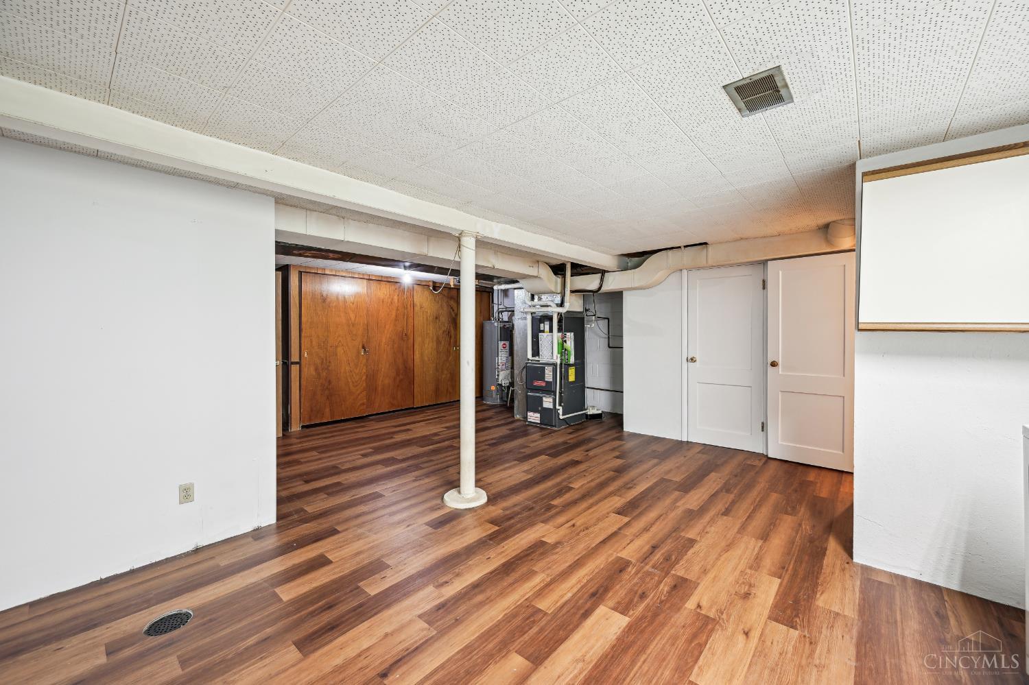 6149 Werk Road
