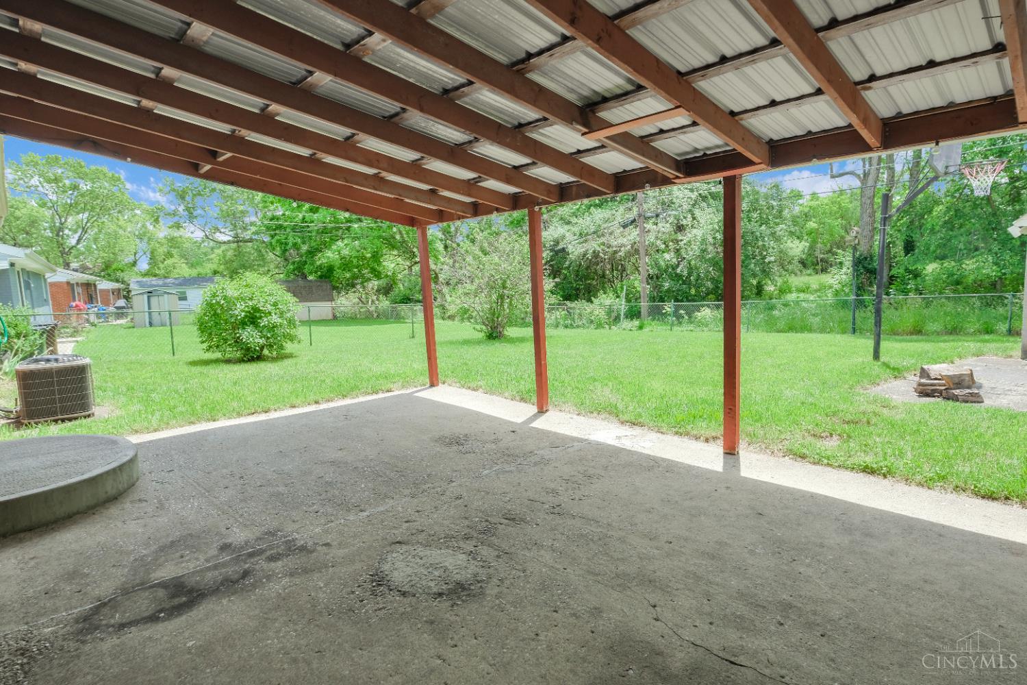 2047 Bluehill Drive