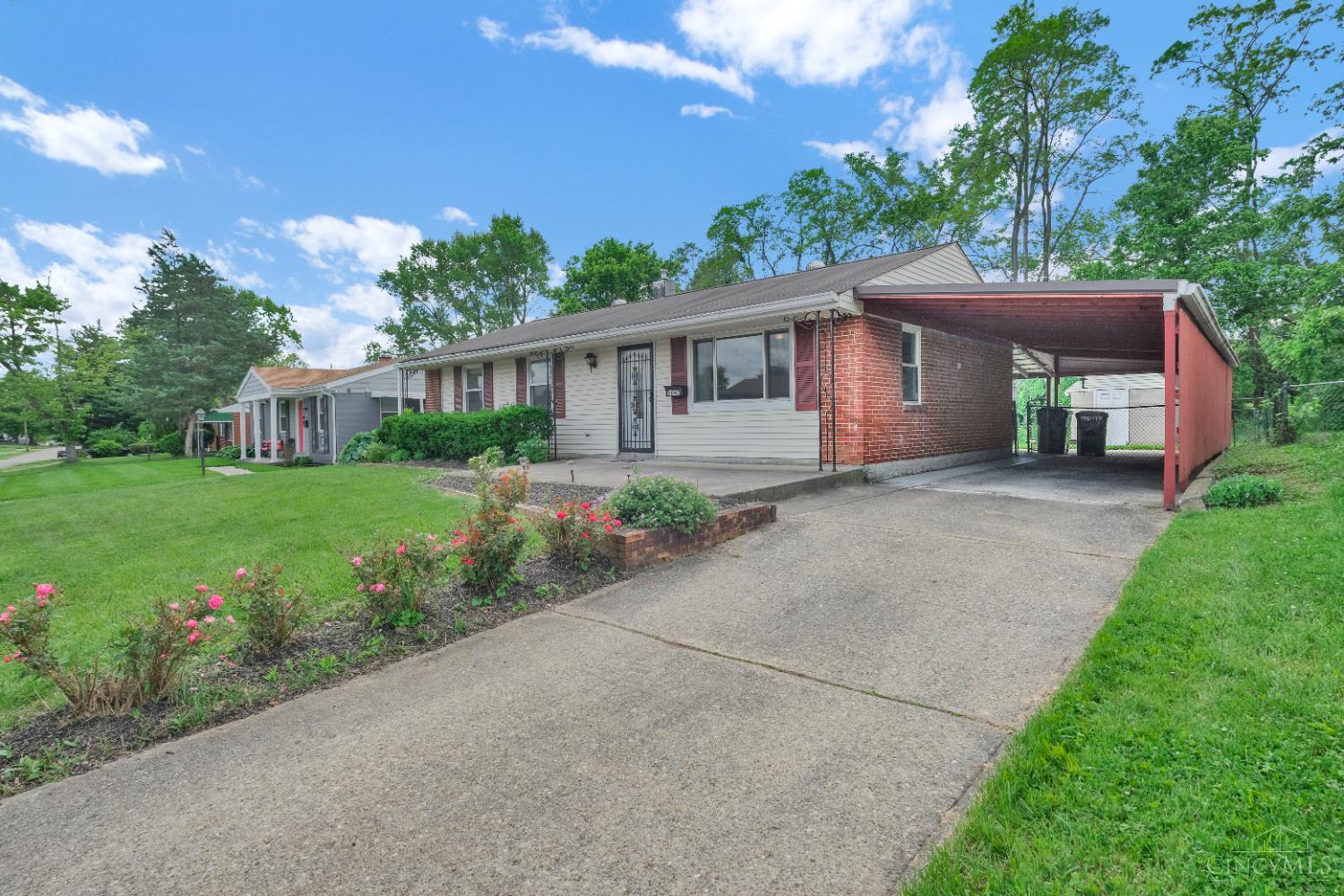 2047 Bluehill Drive