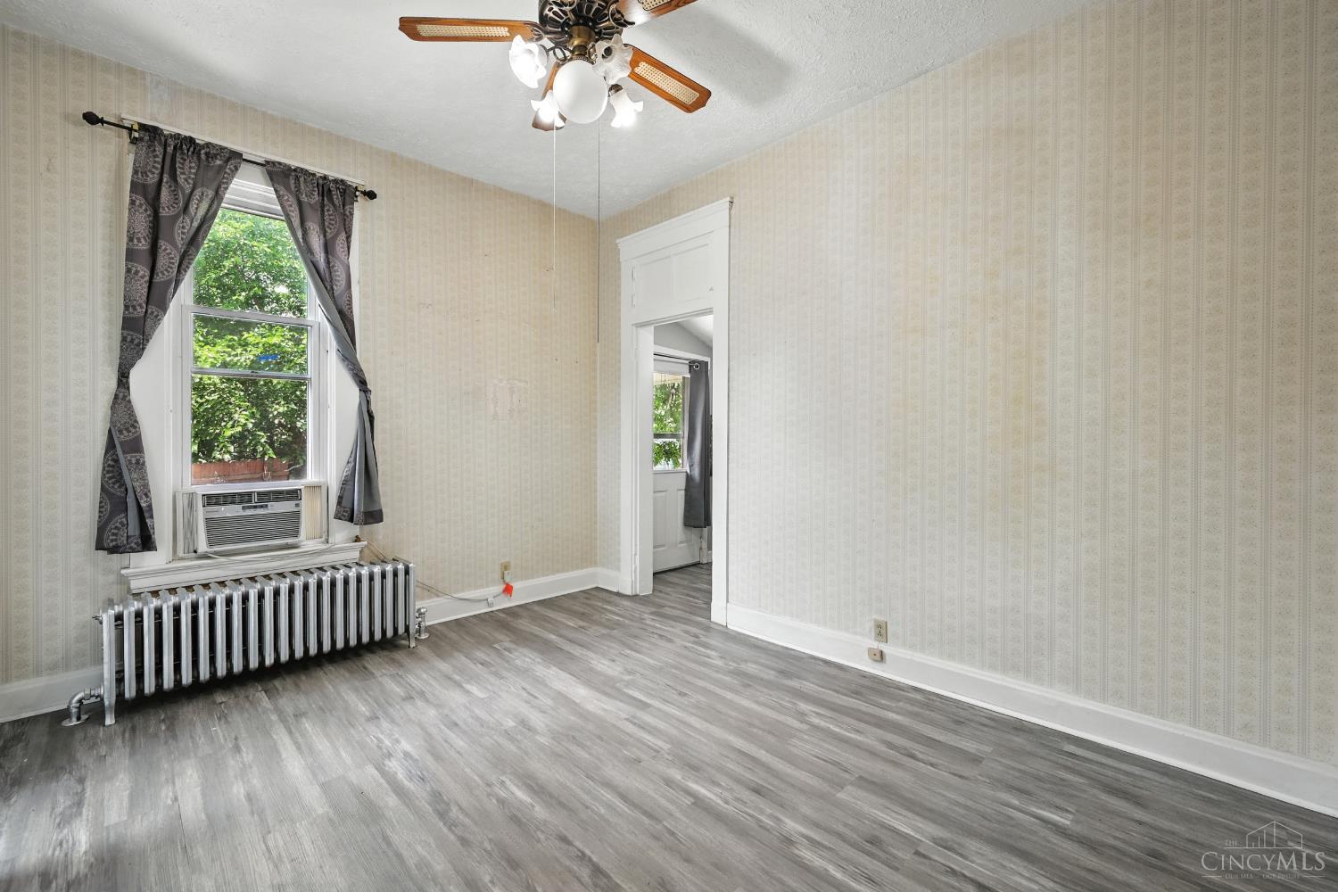 203 W Seventieth Street