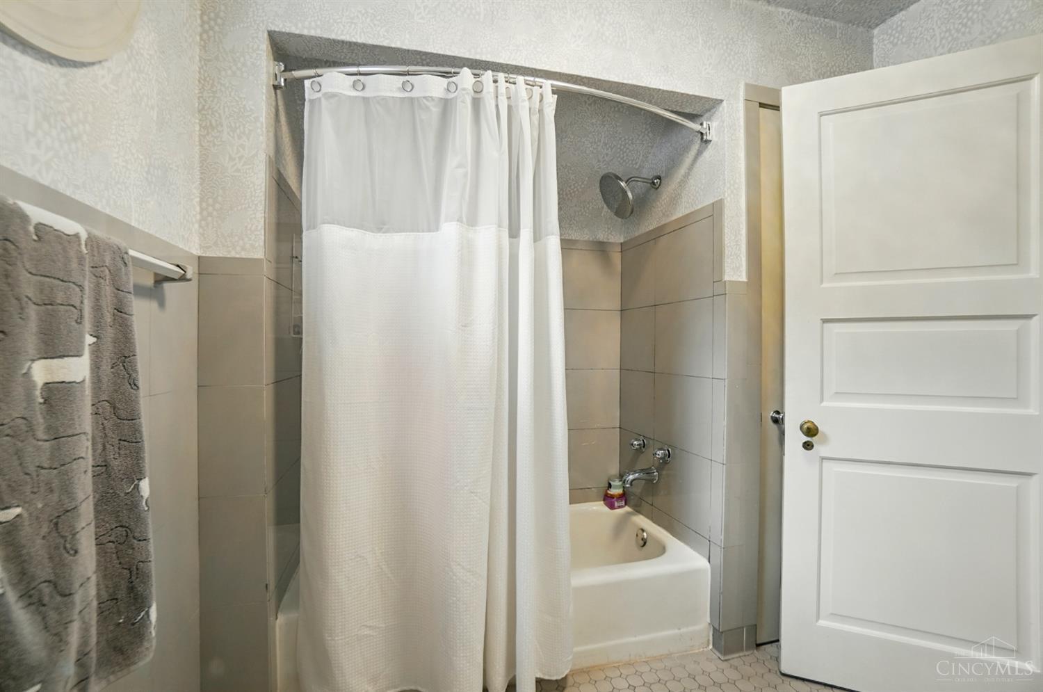 5360 Cleves Warsaw Pike