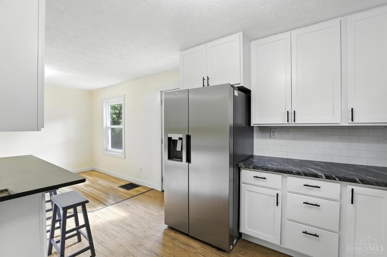 6040 Parrakeet Drive