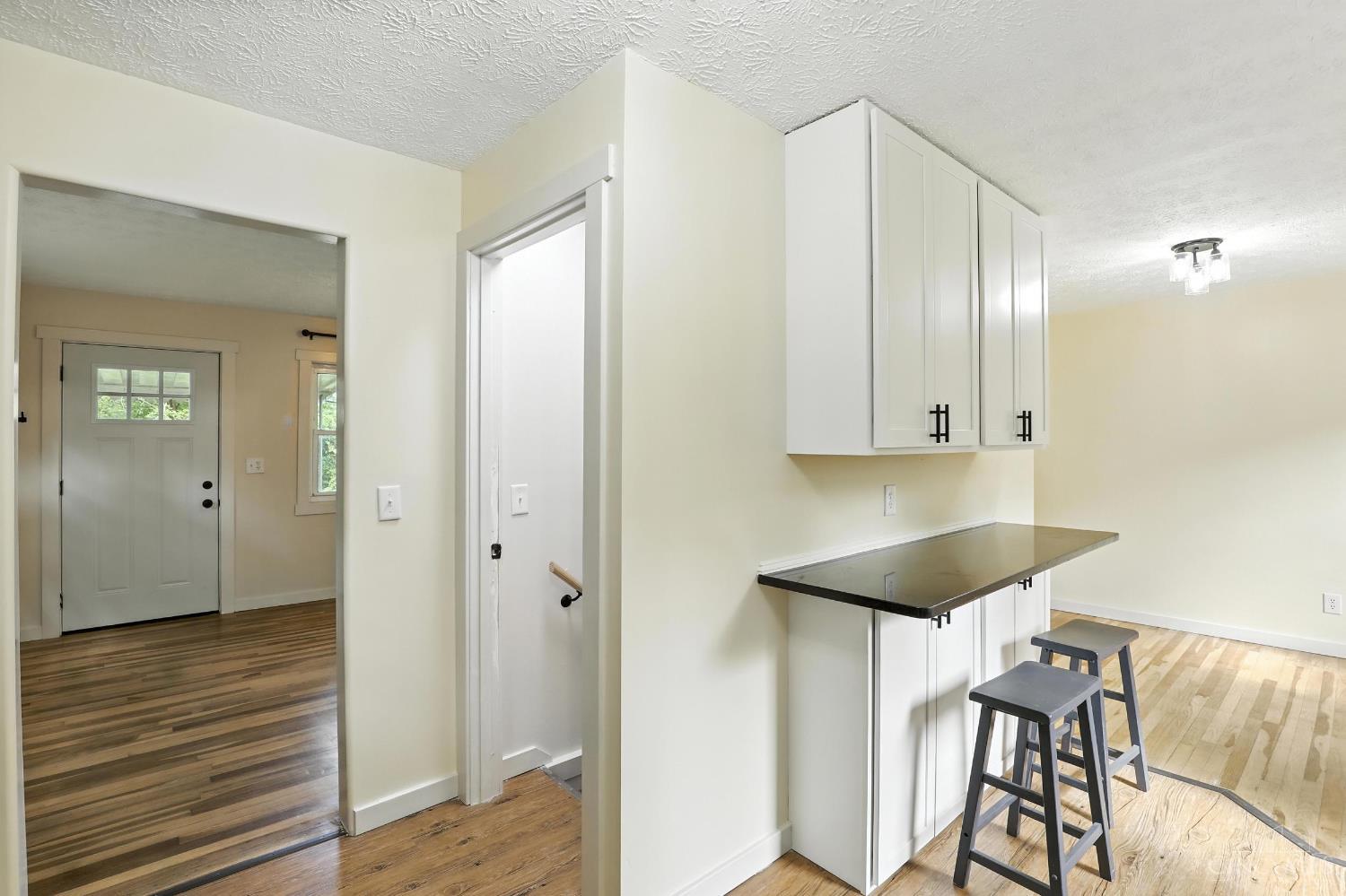 6040 Parrakeet Drive