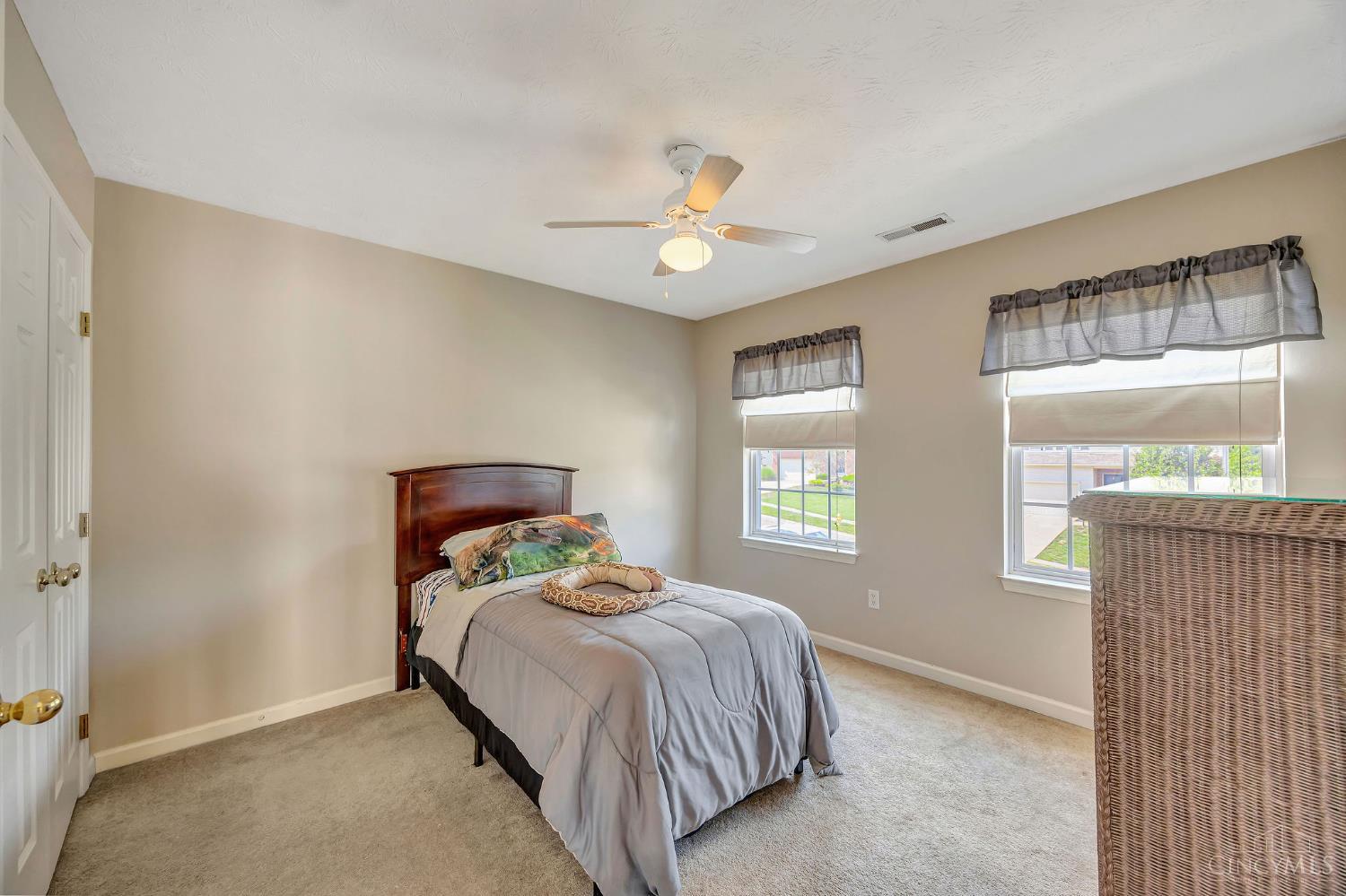 5441 Gwendolyn Ridge