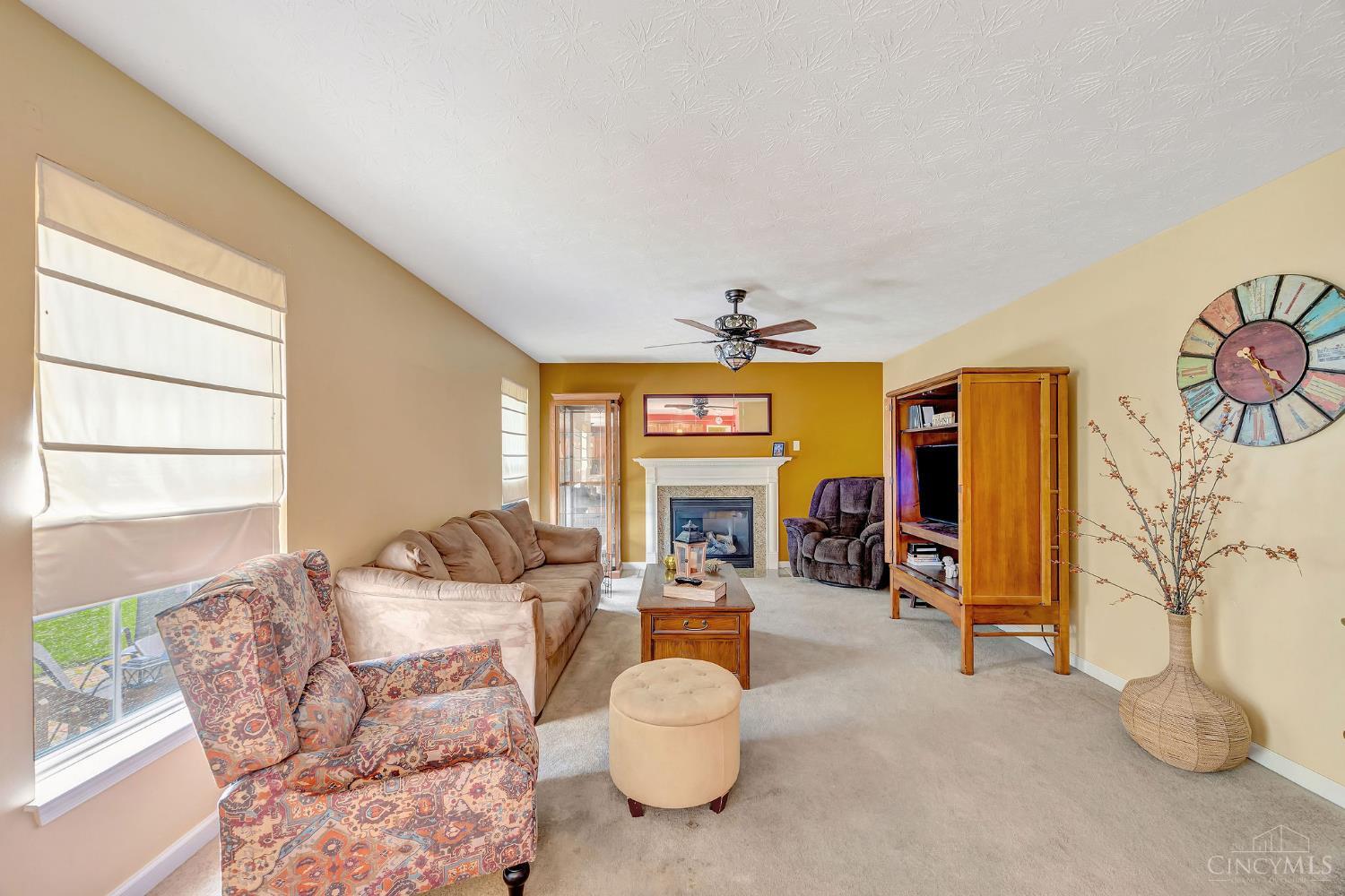 5441 Gwendolyn Ridge