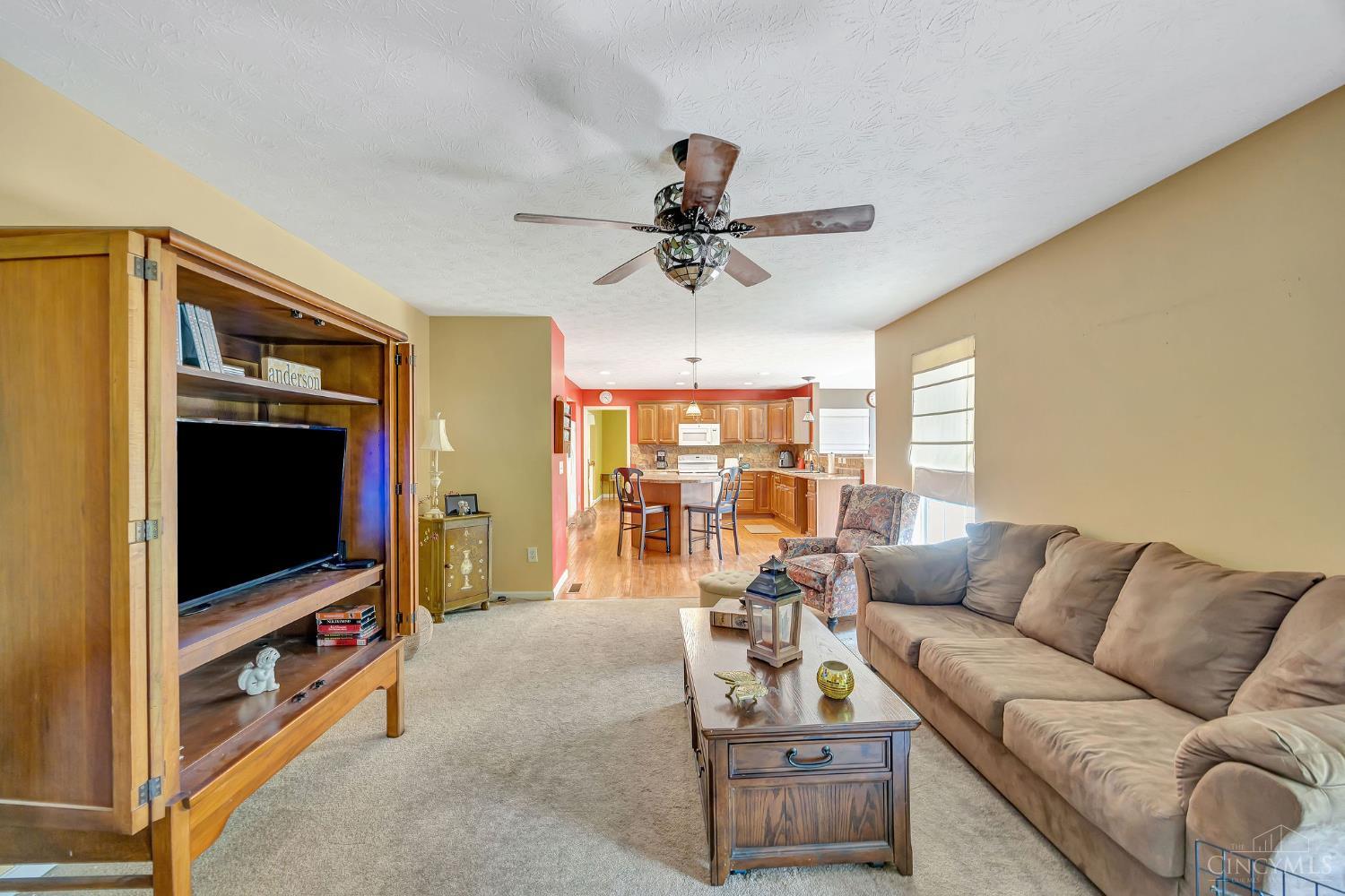 5441 Gwendolyn Ridge