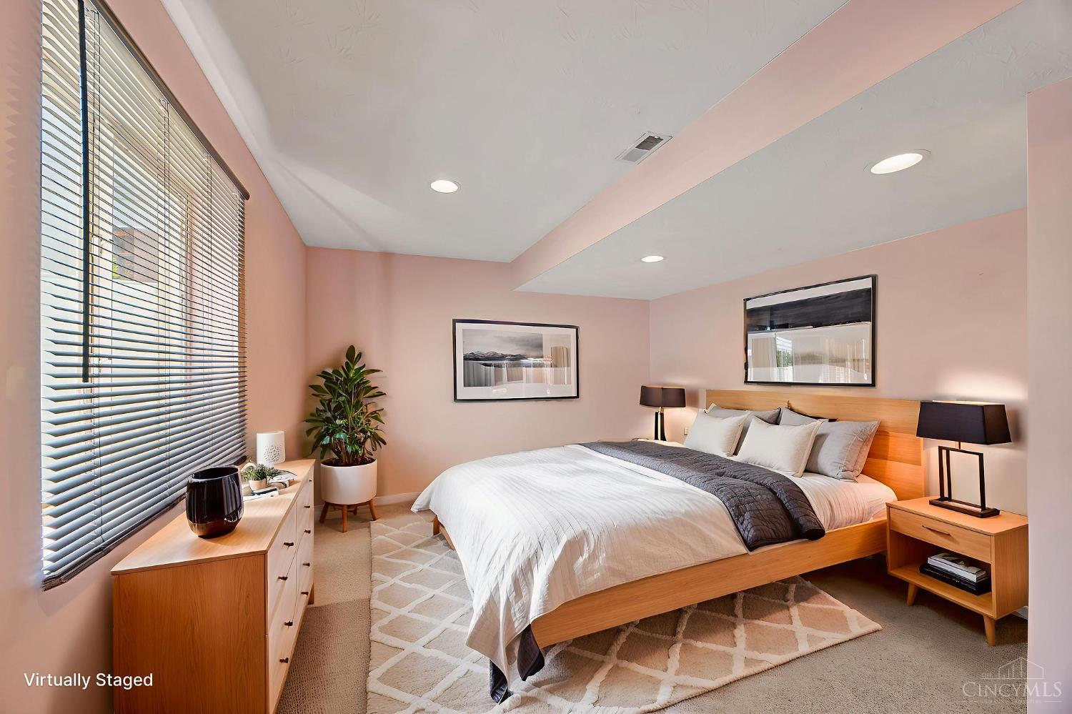 5441 Gwendolyn Ridge