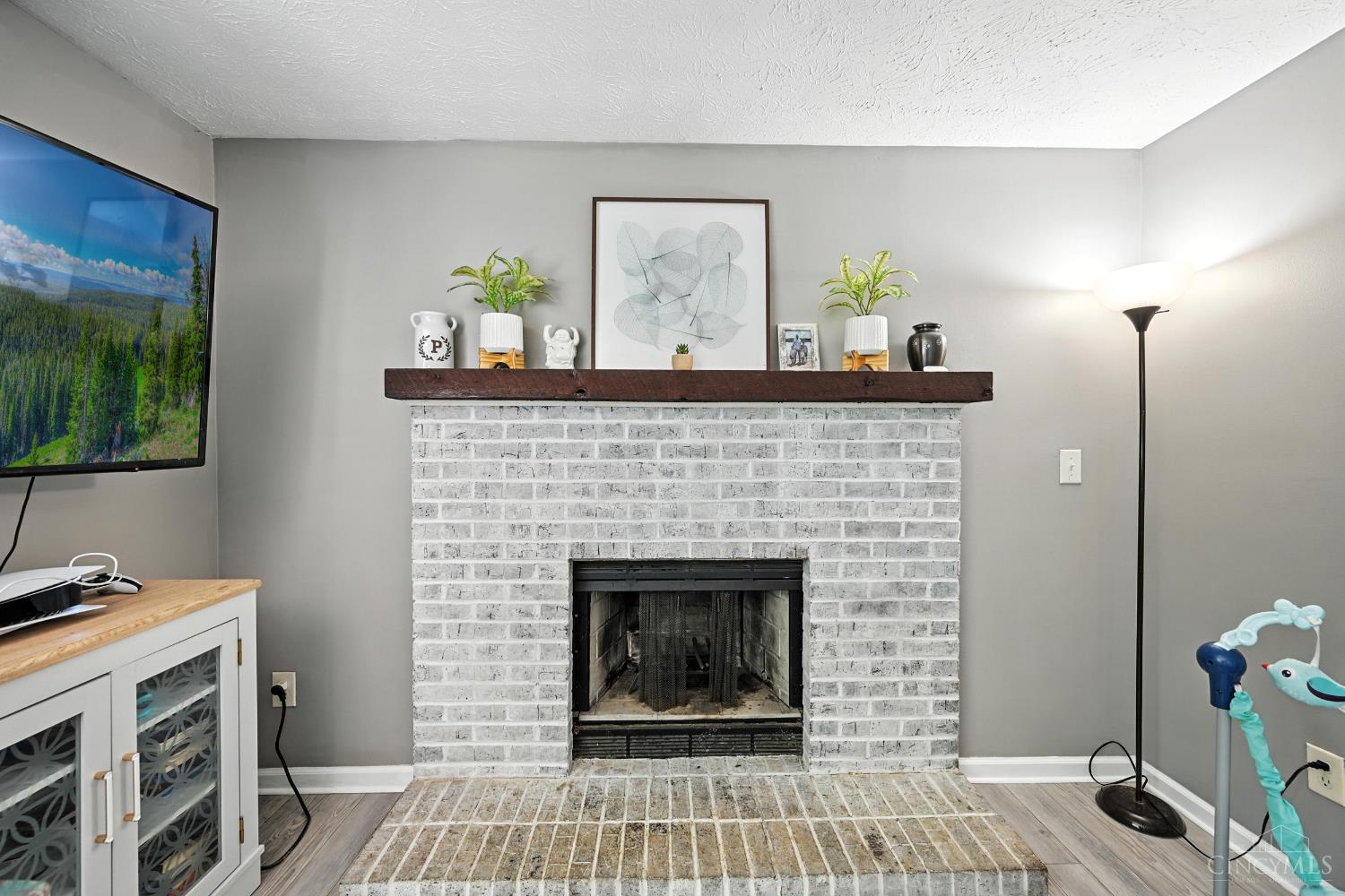 228 Fairborn Drive