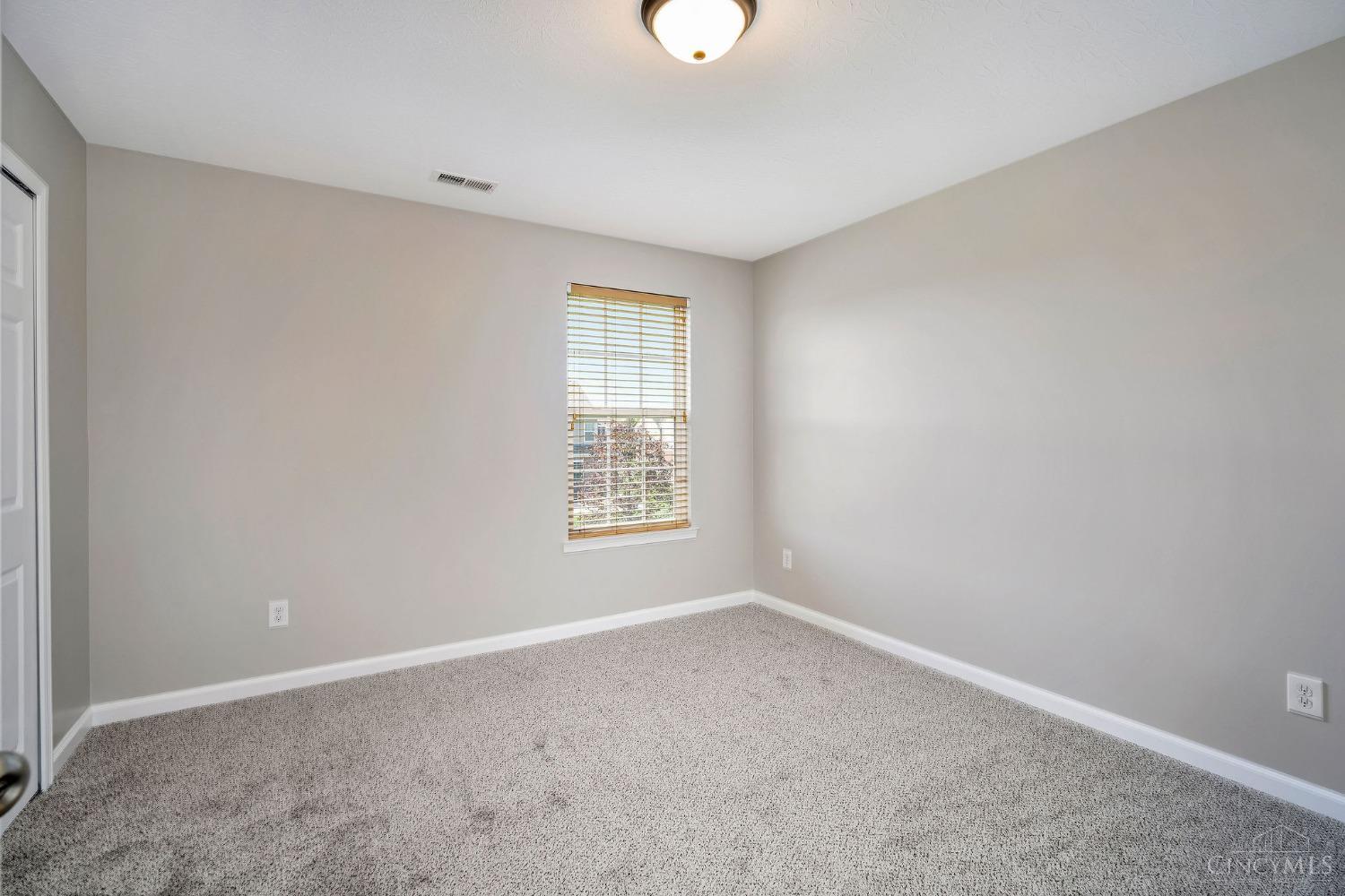 8105 Vegas Circle
