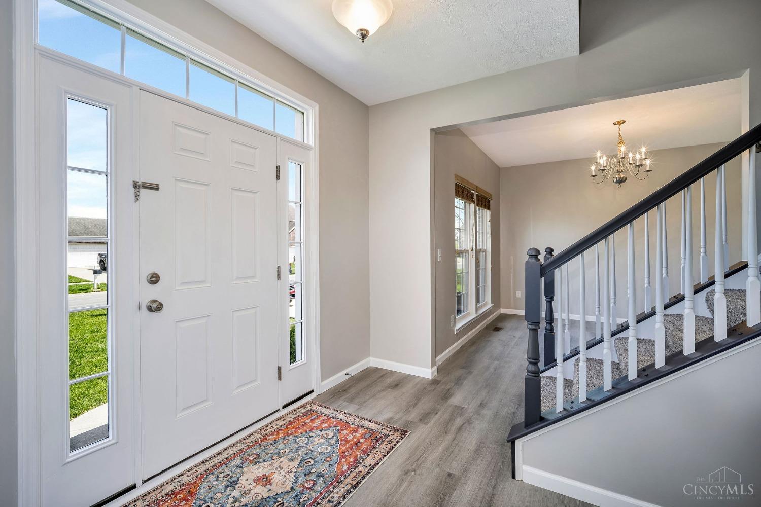 8105 Vegas Circle