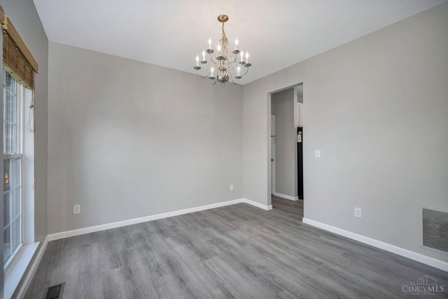 8105 Vegas Circle