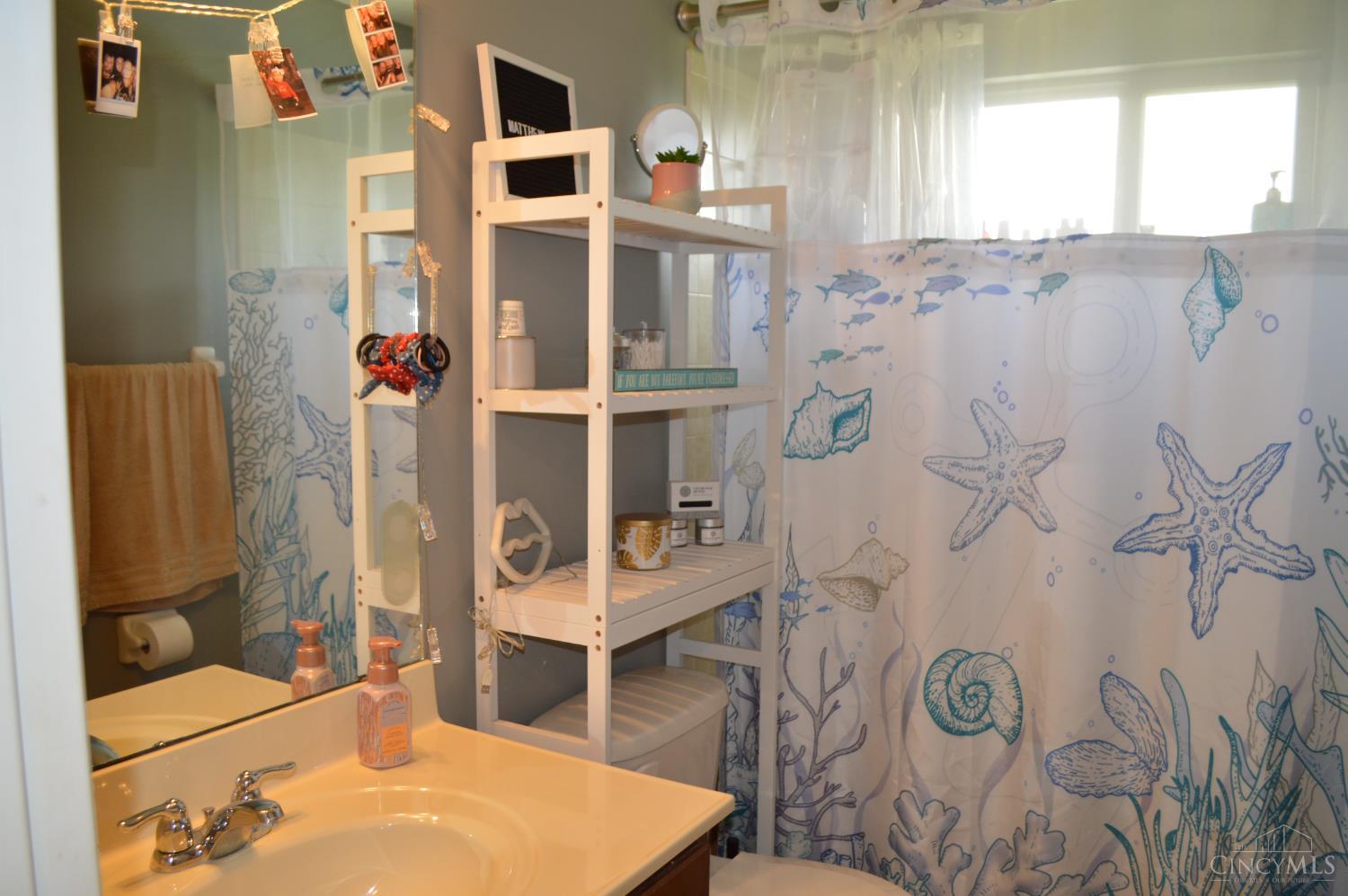 2043 Wagon Wheel Drive