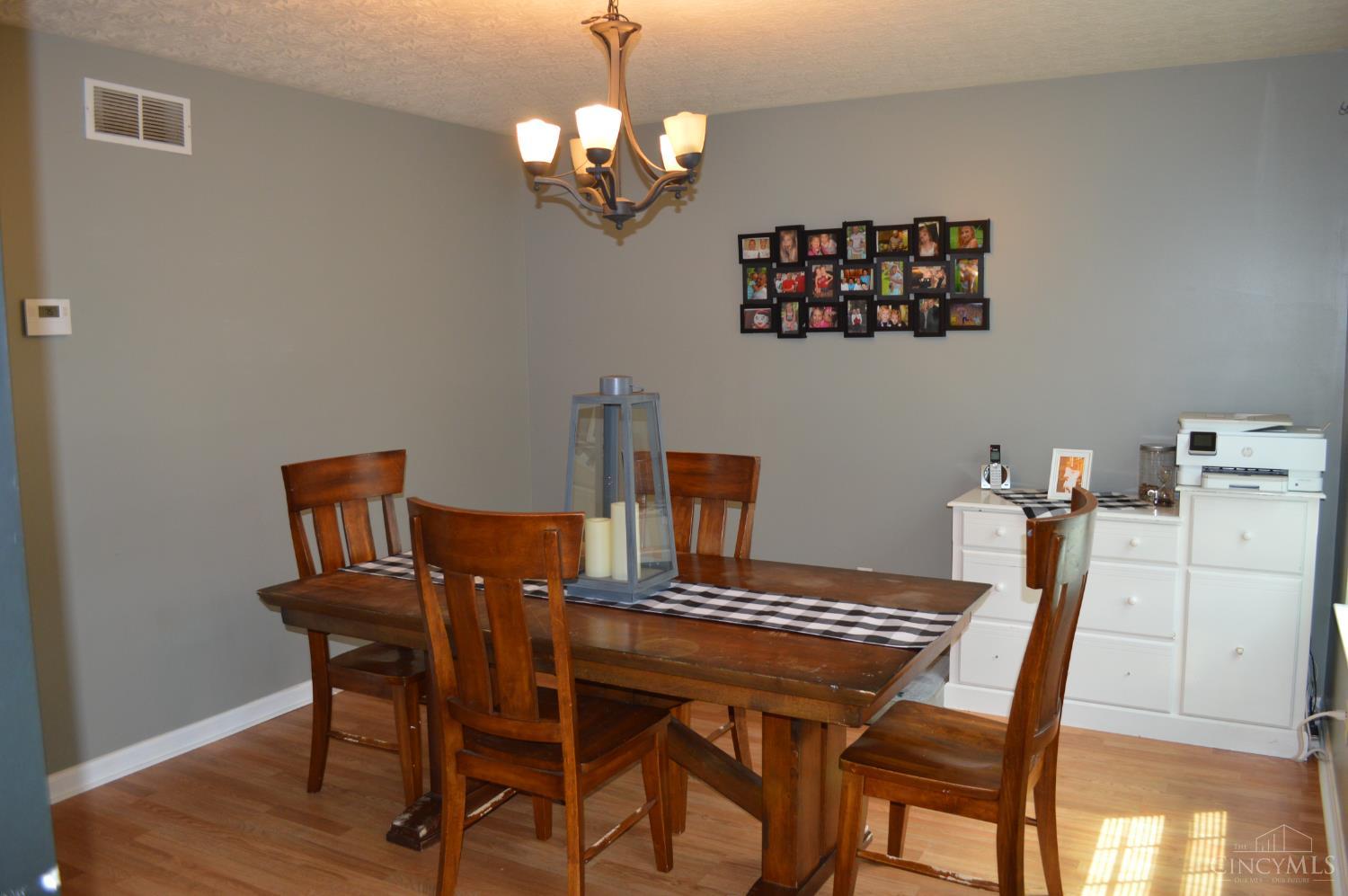 2043 Wagon Wheel Drive