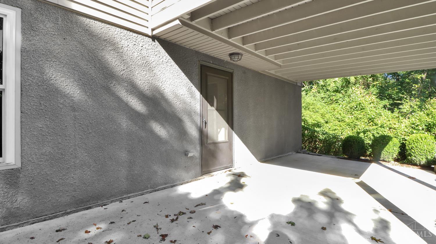 5368 Lakefront Drive