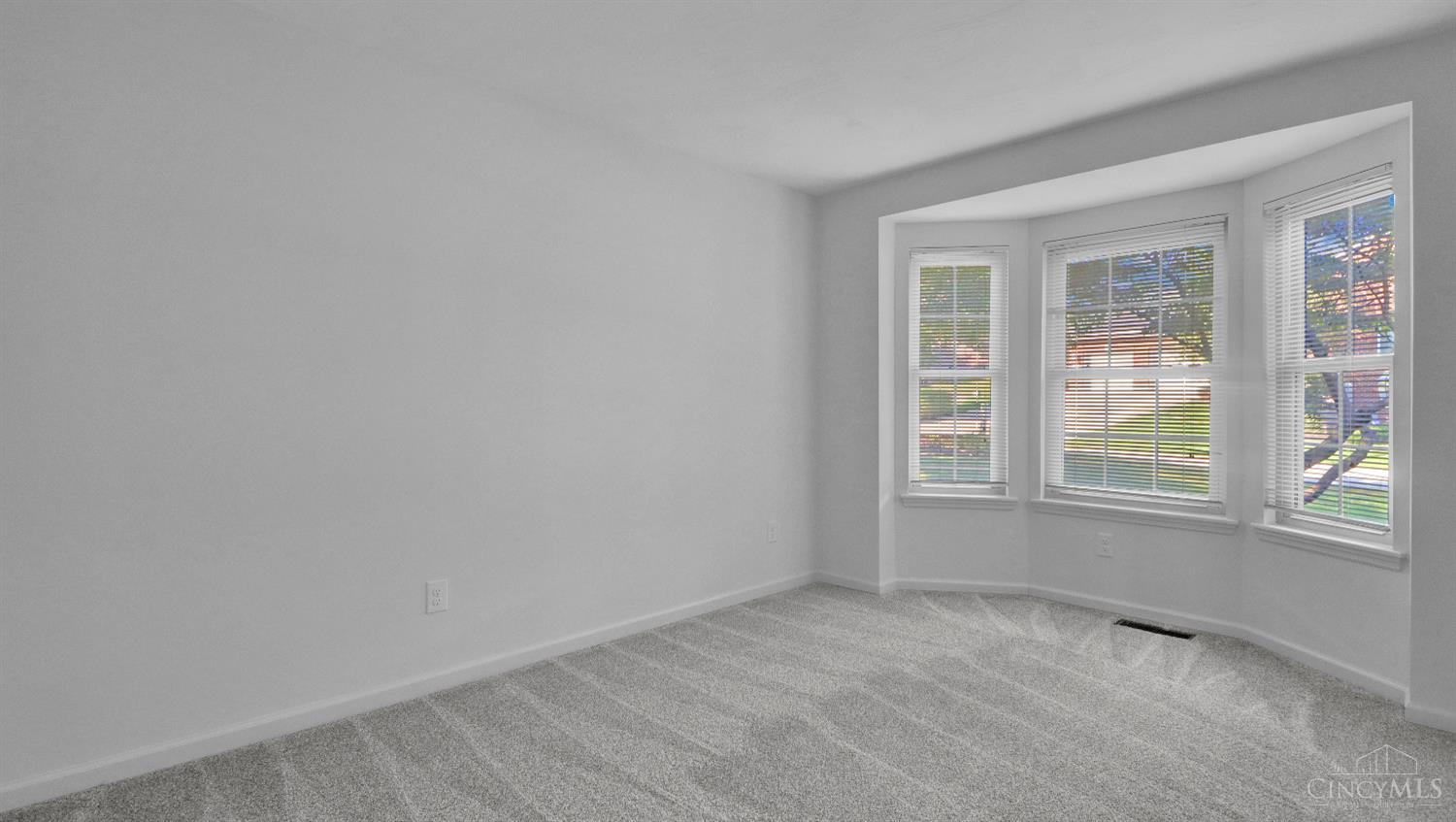5368 Lakefront Drive