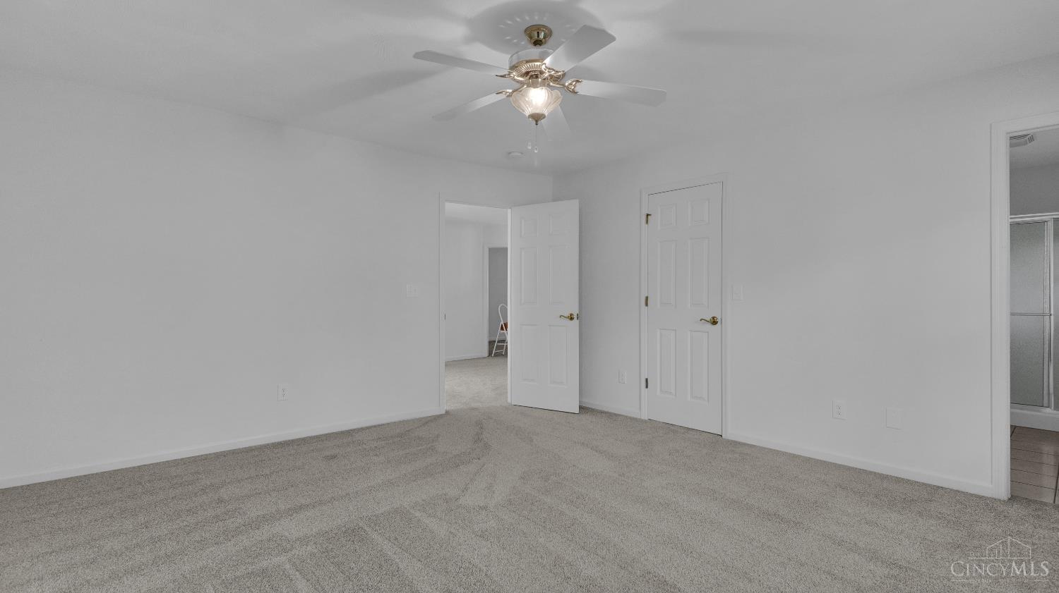 5368 Lakefront Drive