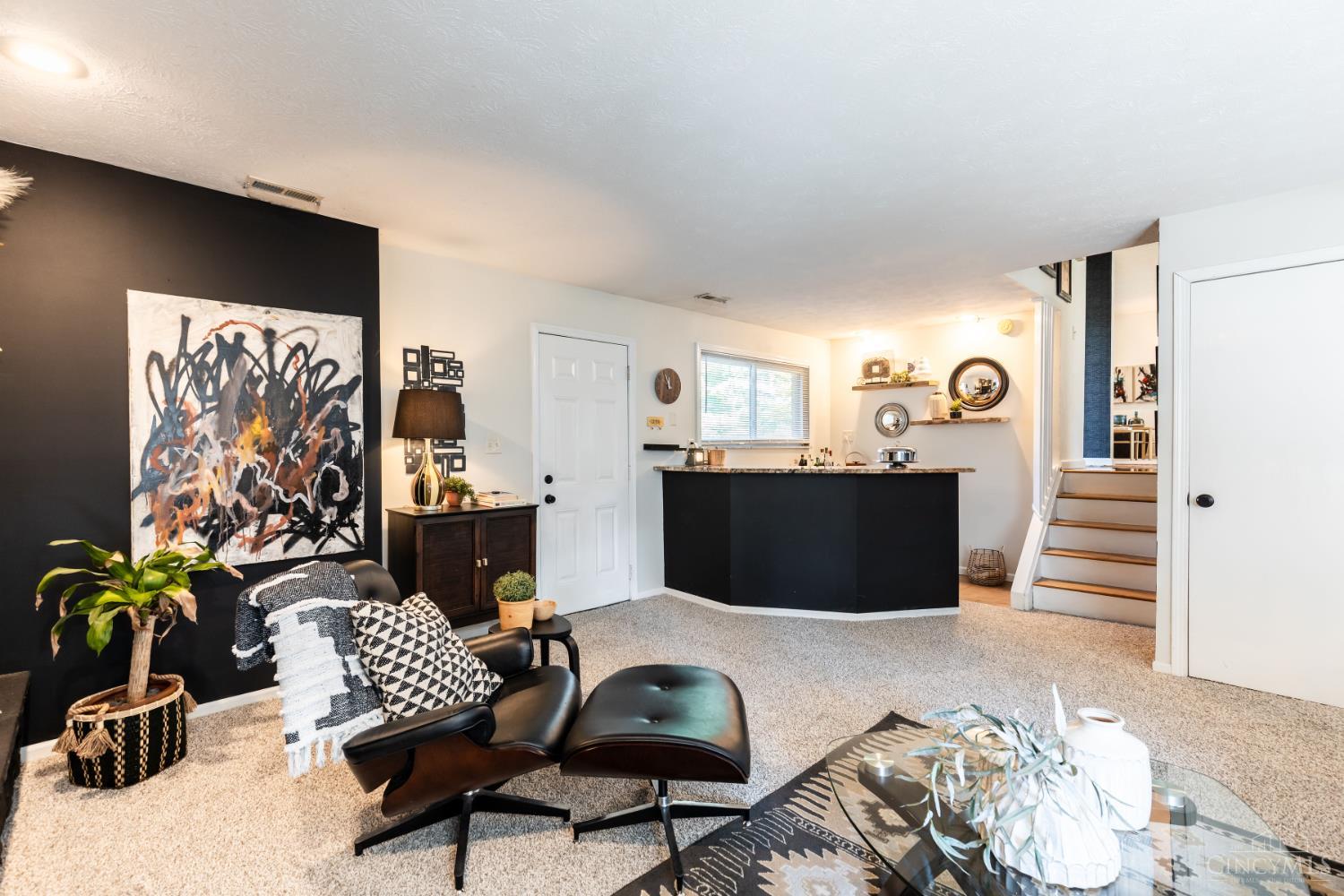 7186 Willow Oak Court