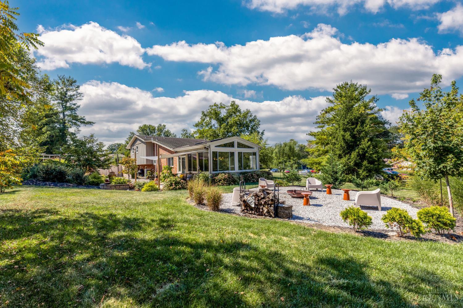 7186 Willow Oak Court