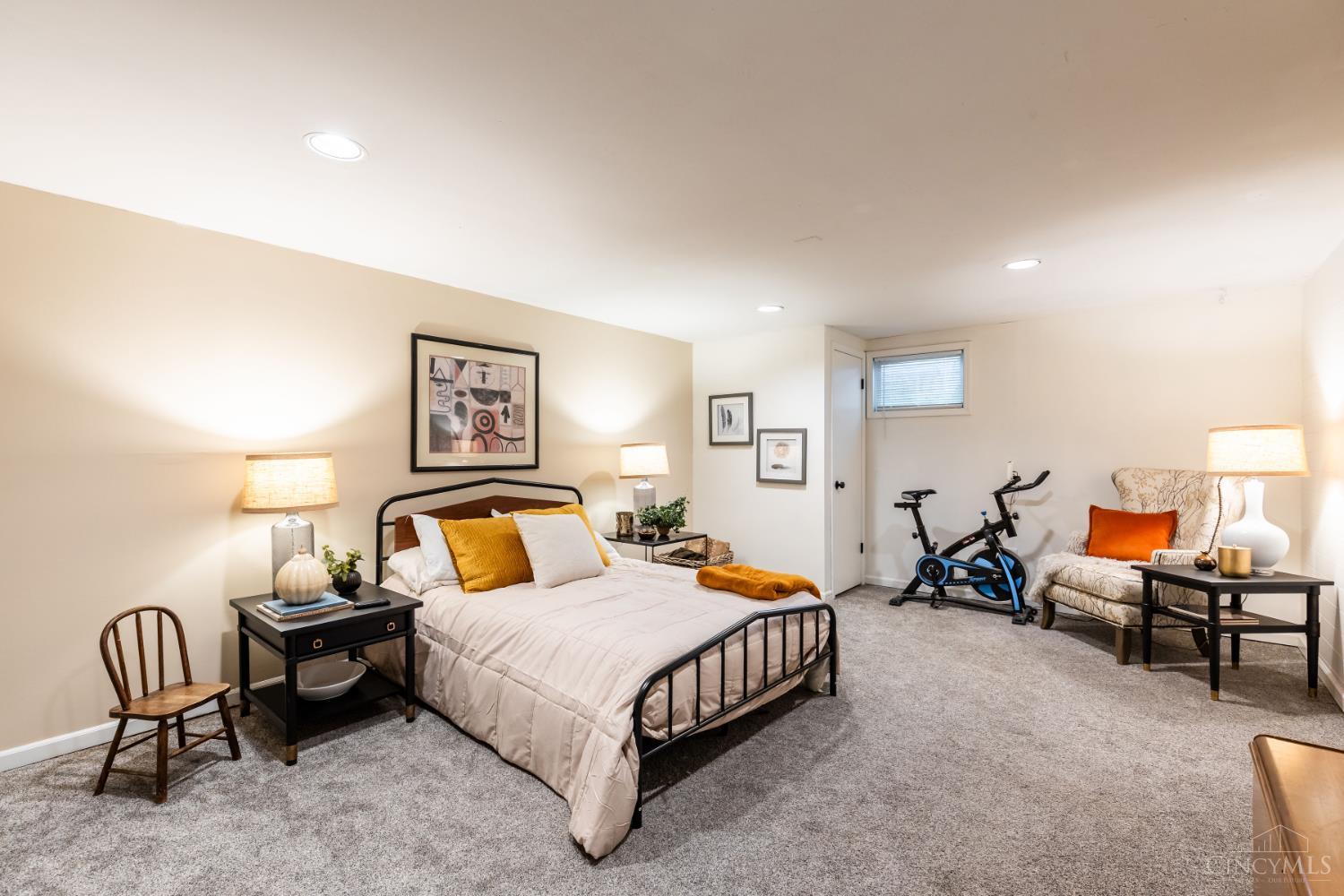 7186 Willow Oak Court