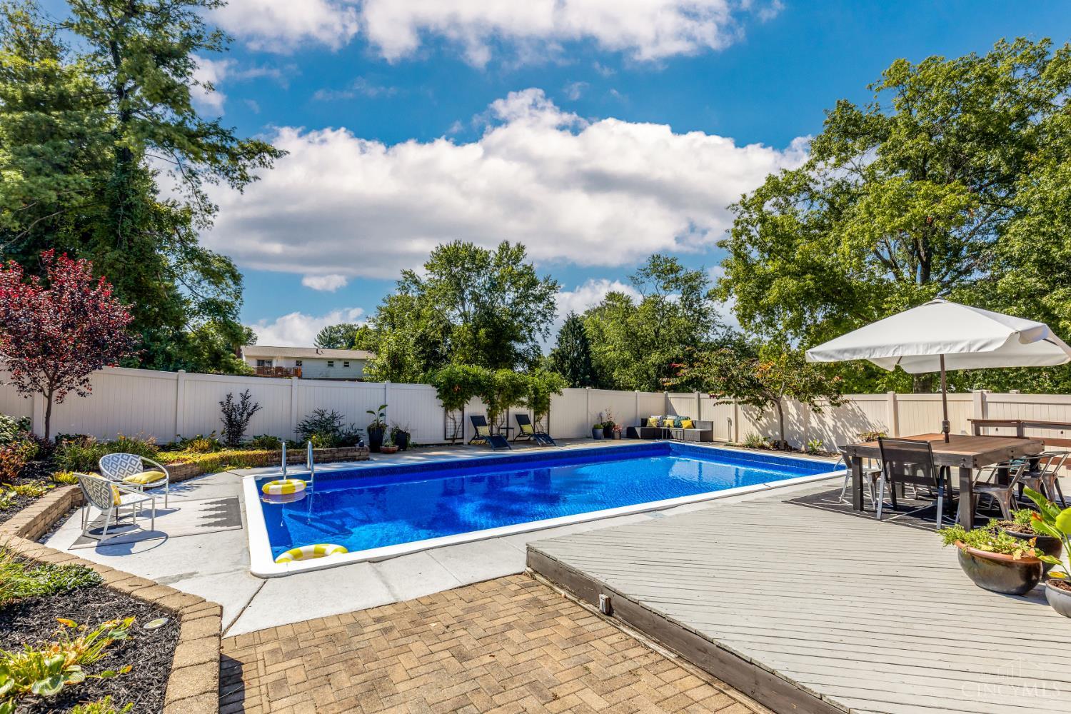 7186 Willow Oak Court