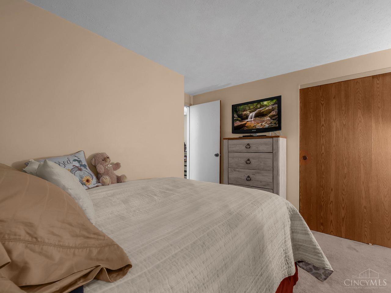 5500 Revmal Lane