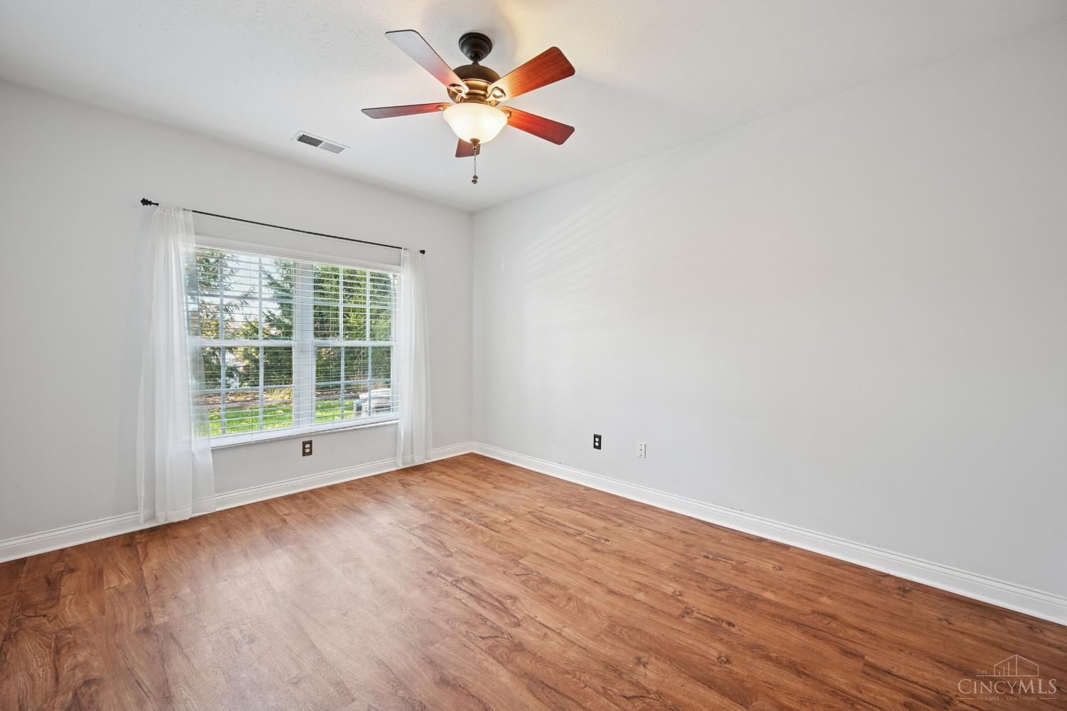 6704 Kelseys Oak Court