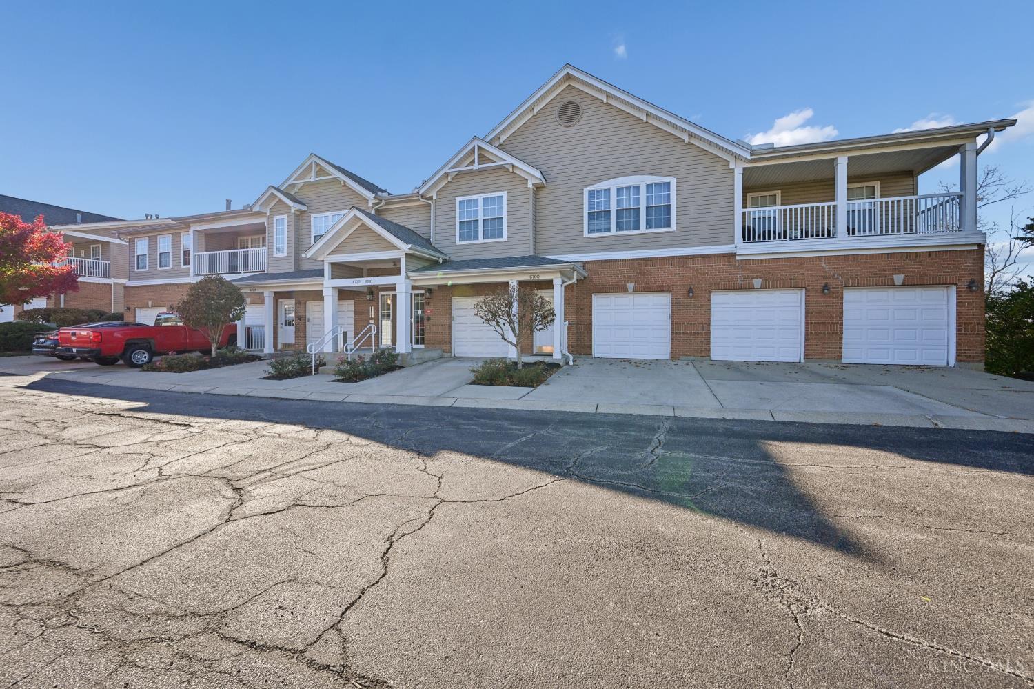 6704 Kelseys Oak Court