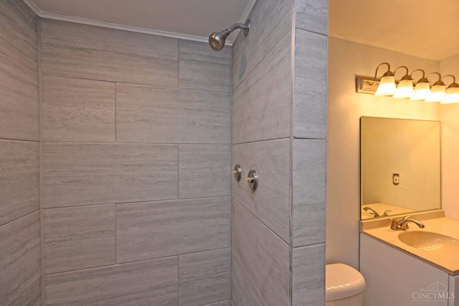 5347 Carefree Court