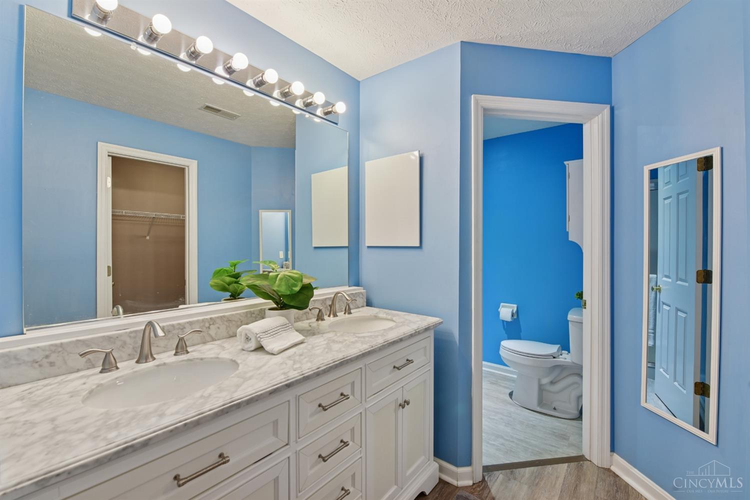 4341 Regency Ridge Ct 201