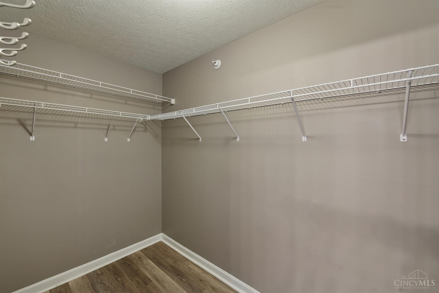 4341 Regency Ridge Ct 201