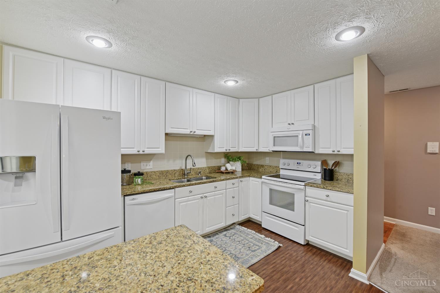 4341 Regency Ridge Ct 201