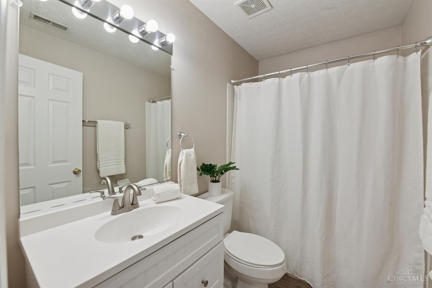 4341 Regency Ridge Ct 201