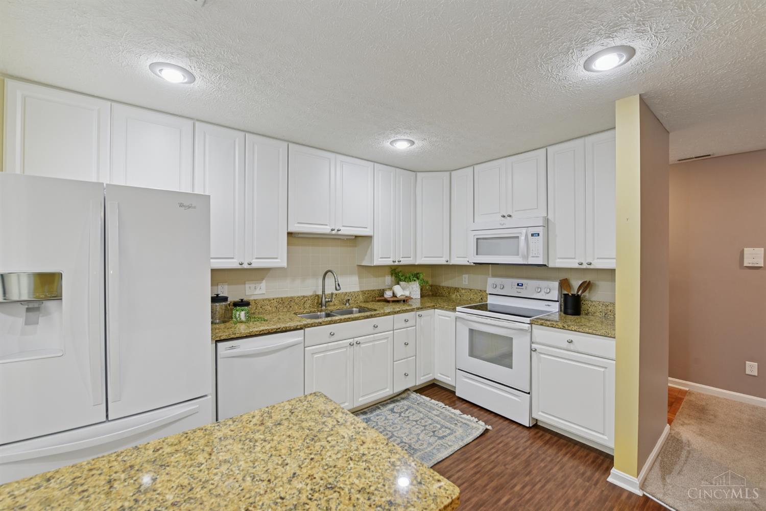 4341 Regency Ridge Ct 201