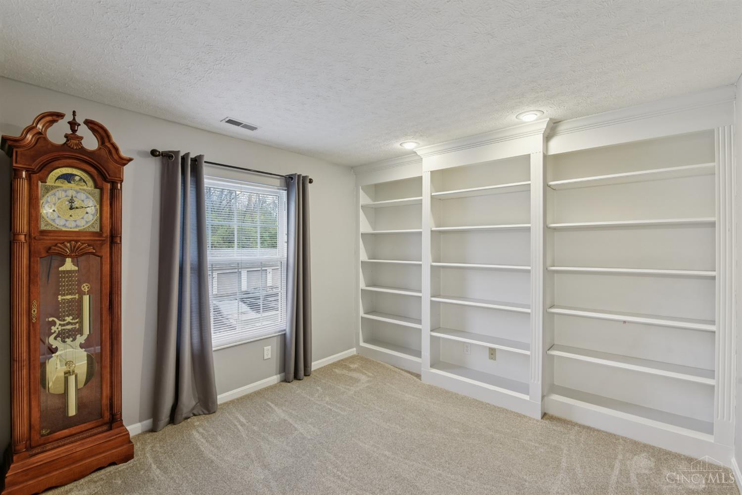 4341 Regency Ridge Ct 201