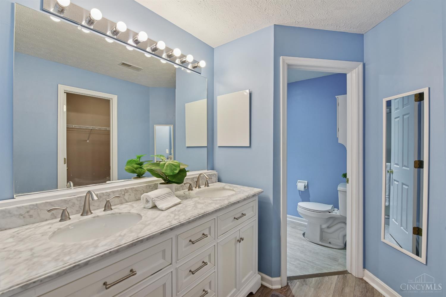 4341 Regency Ridge Ct 201