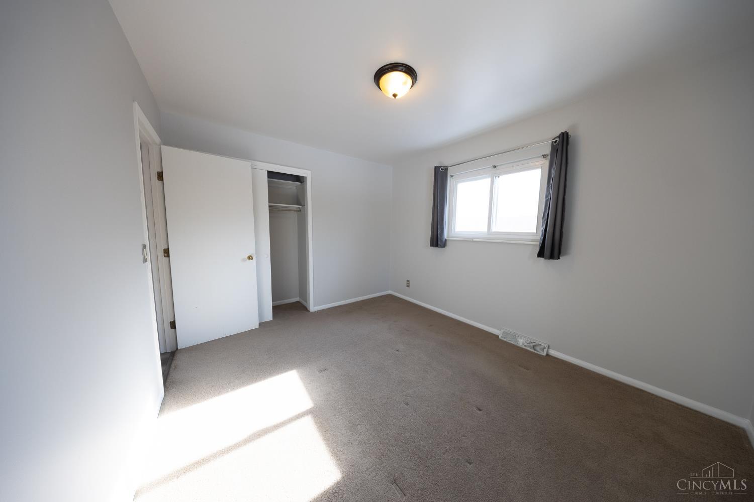 3041 Westknolls Lane