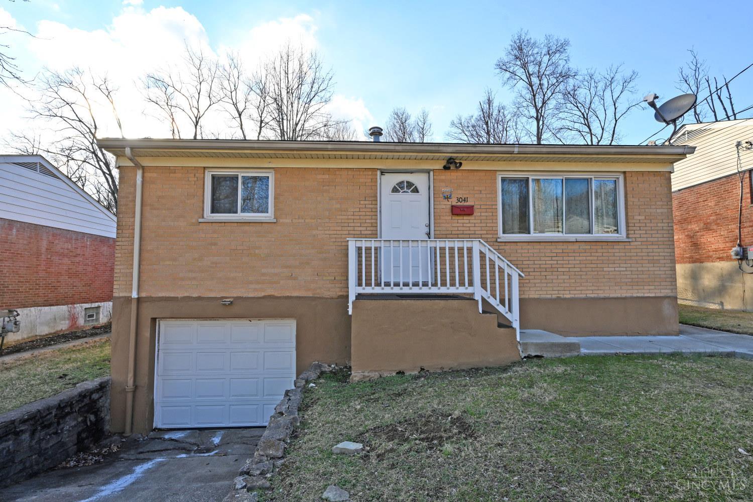 3041 Westknolls Lane