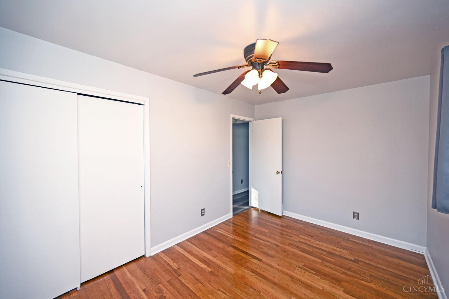 3041 Westknolls Lane