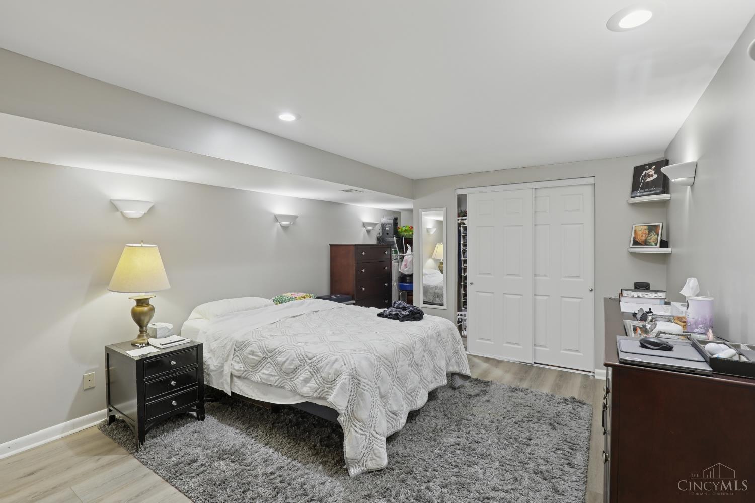 4591 Ellsberry Court