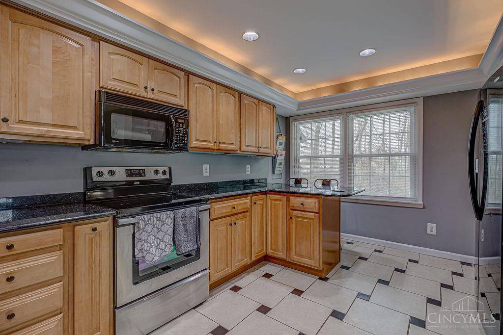 6142 Cleves Warsaw 4