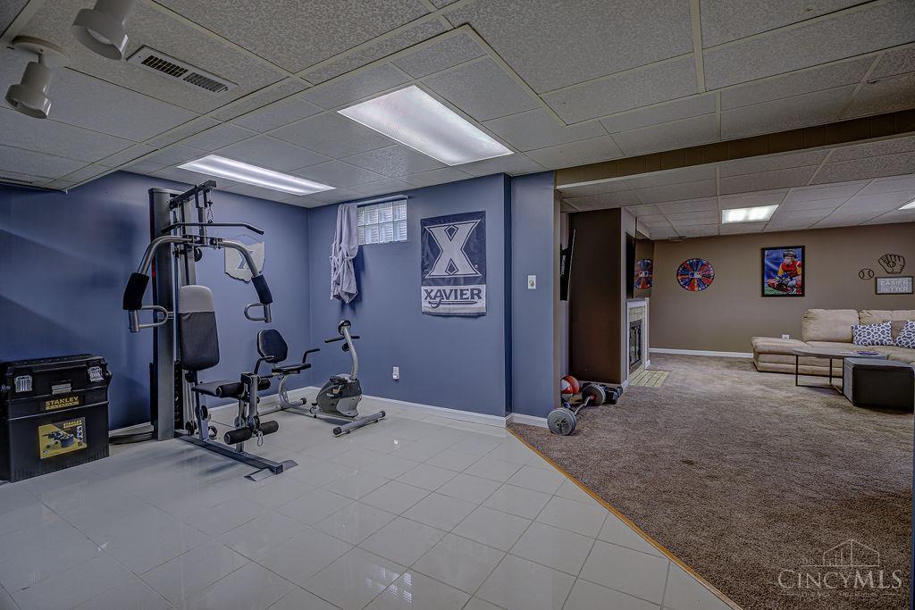 6142 Cleves Warsaw 4