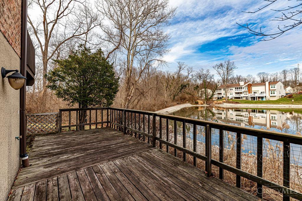 6142 Cleves Warsaw 4