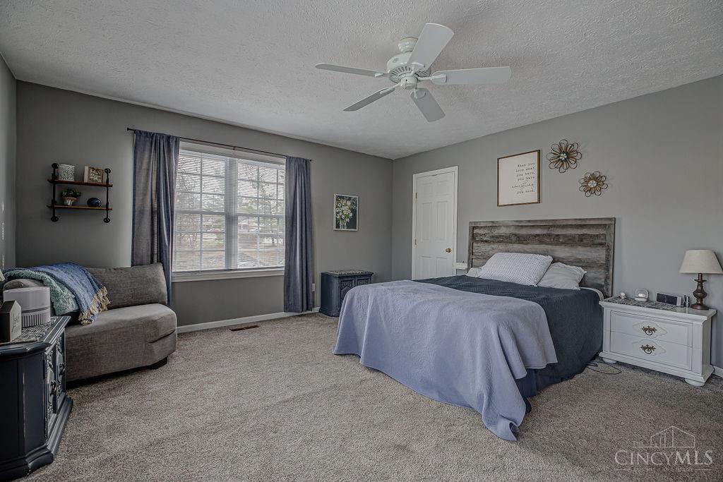 6142 Cleves Warsaw 4