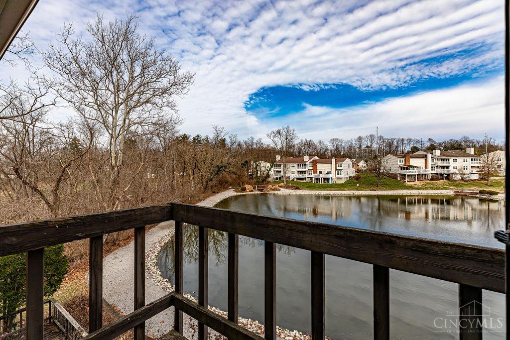 6142 Cleves Warsaw 4