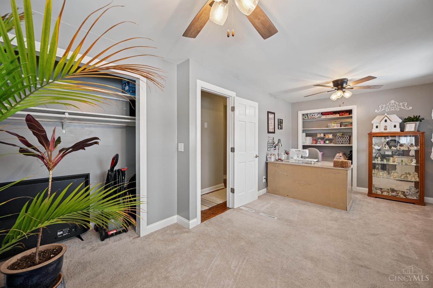 3855 Ridgecombe Drive