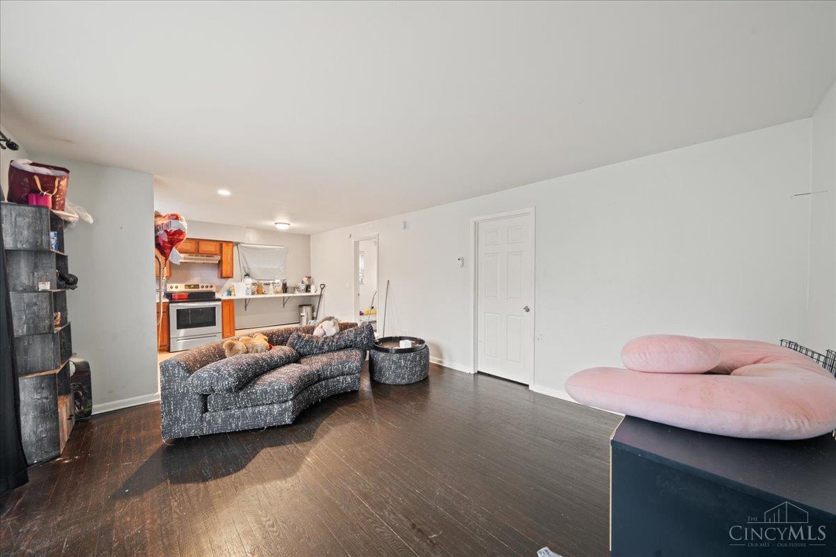 2465 E Galbraith Road