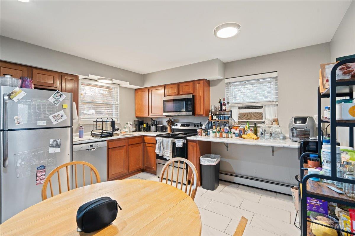 2465 E Galbraith Road