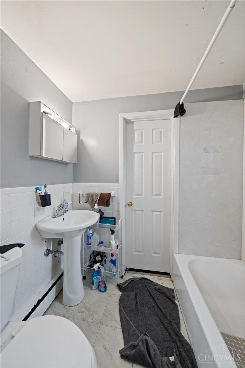 2465 E Galbraith Road