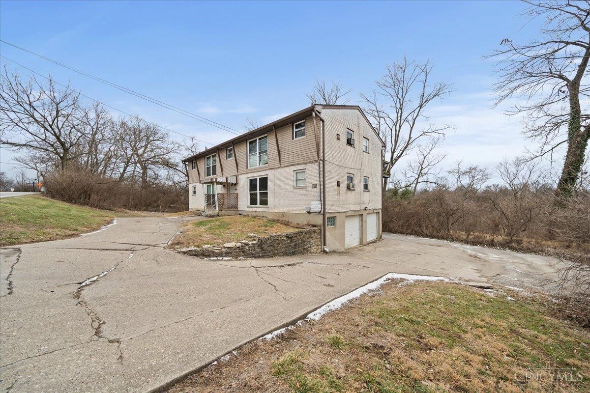 2465 E Galbraith Road