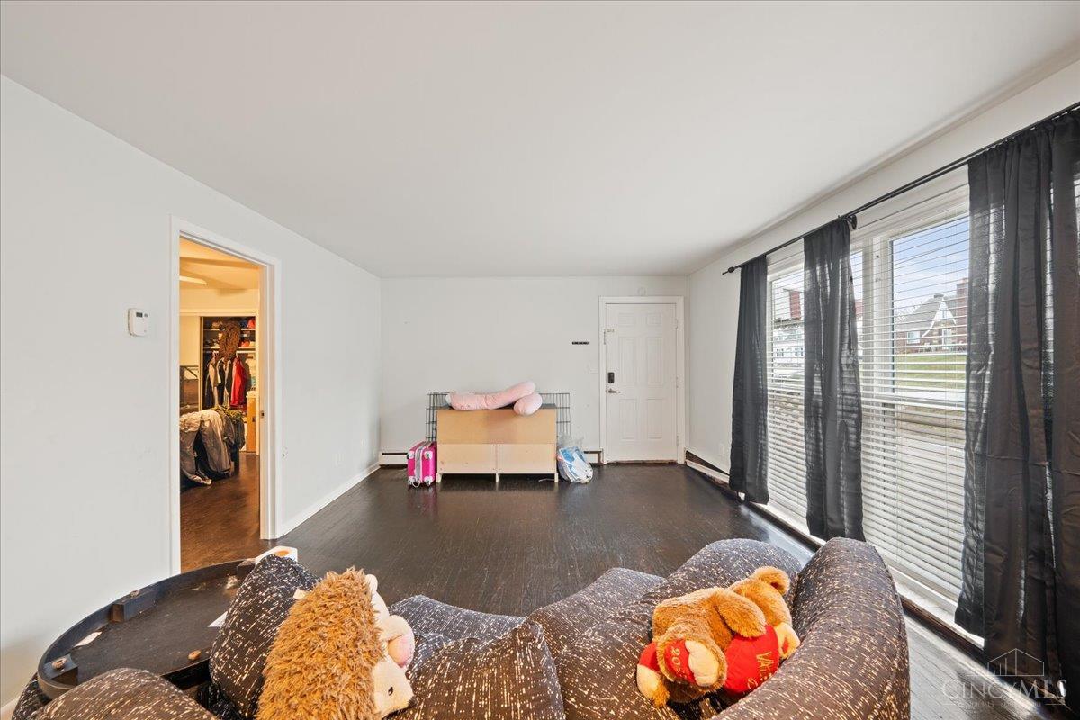 2465 E Galbraith Road